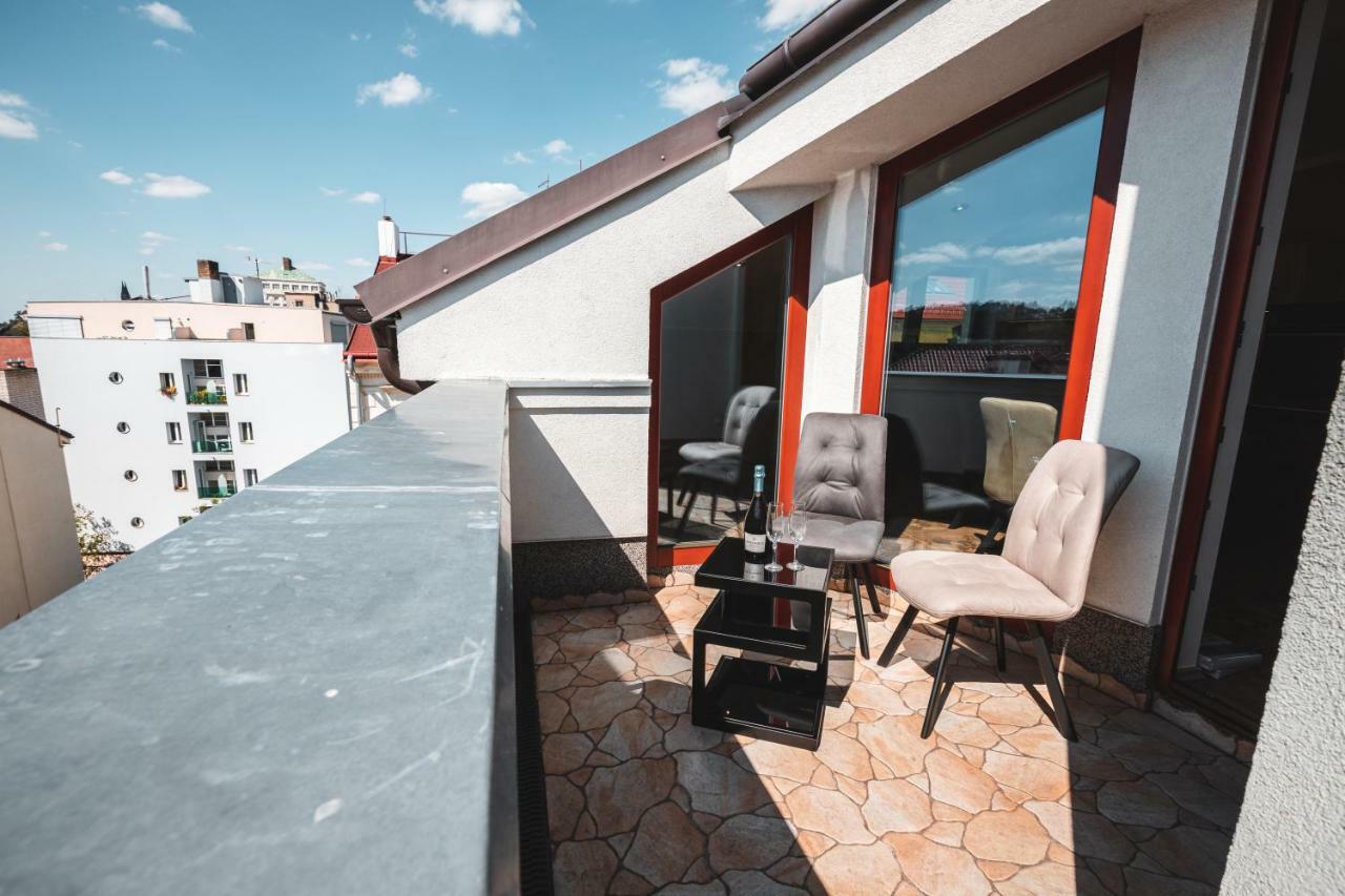 Point Flat, Beautiful View From Terrace To Prague Castle公寓 外观 照片